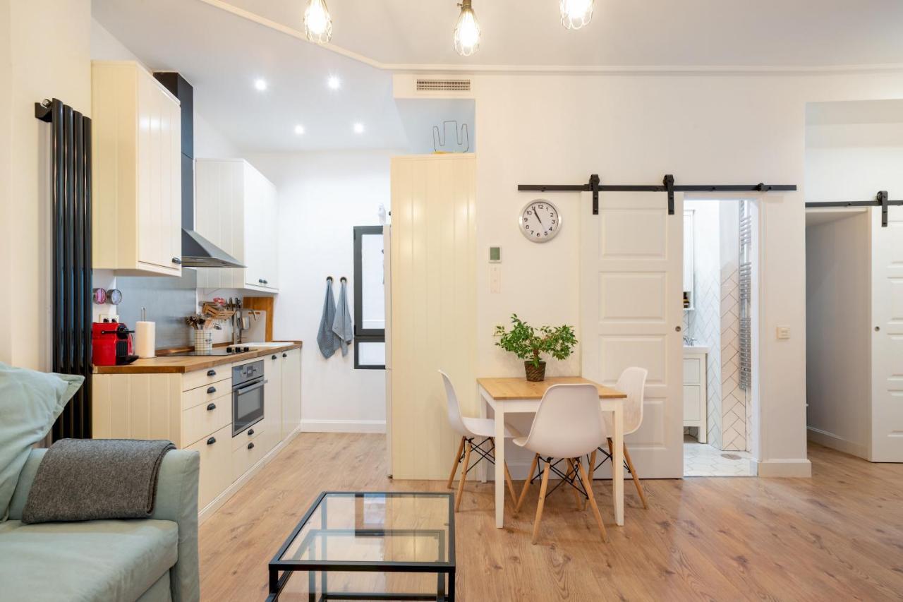 1 Bedroom 1 Bathroom Furnished - Malasana - Cozy & Modern - Mintystay Madrid Bagian luar foto